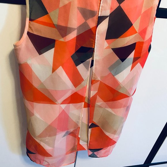Vince Camuto Pink & Red Geometric Layered Blouse - Picture 10 of 16